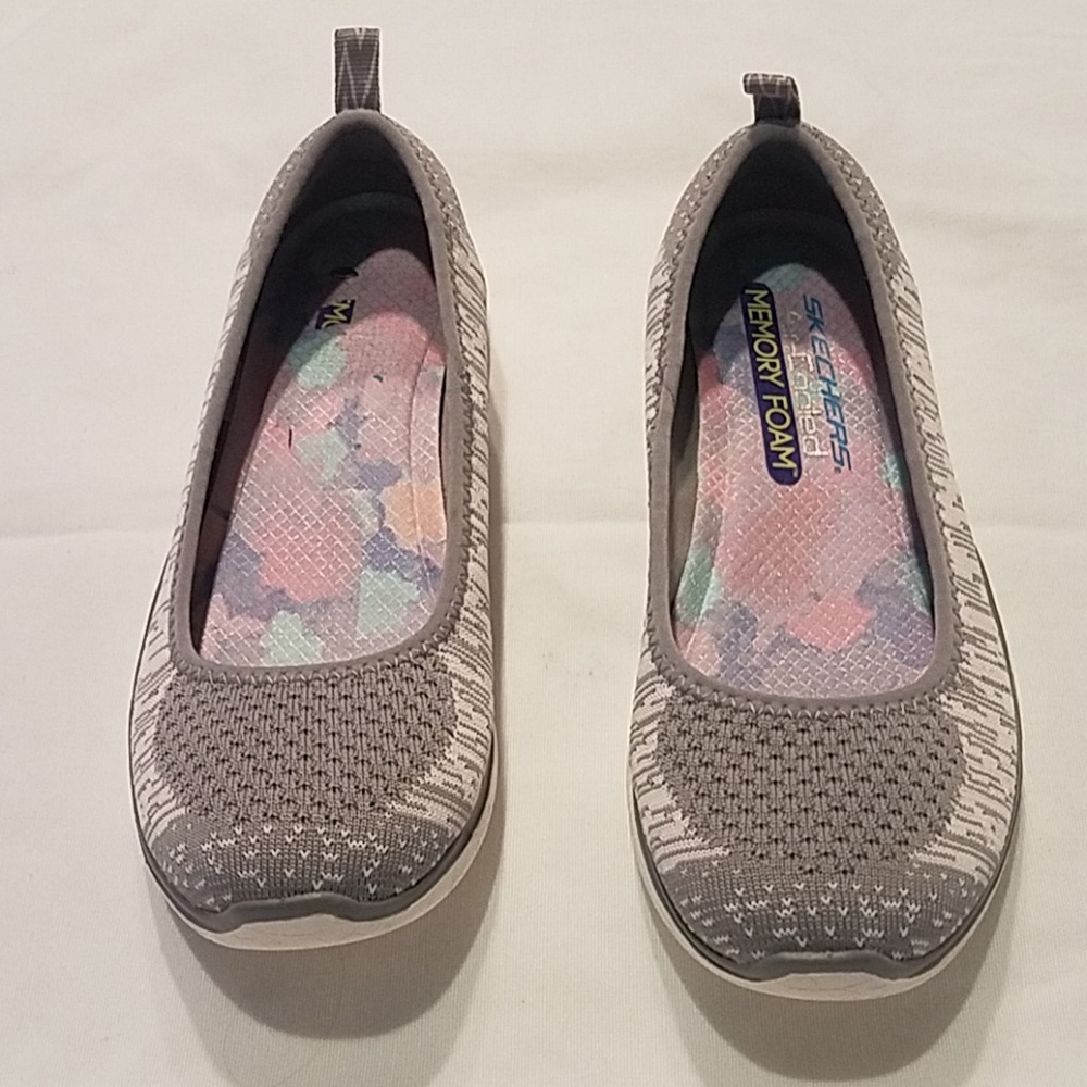 Sketchers Memorary Foam